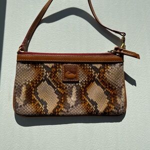 Dooney & Bourke small wristlet handbag mini purse snakeskin print brown leather